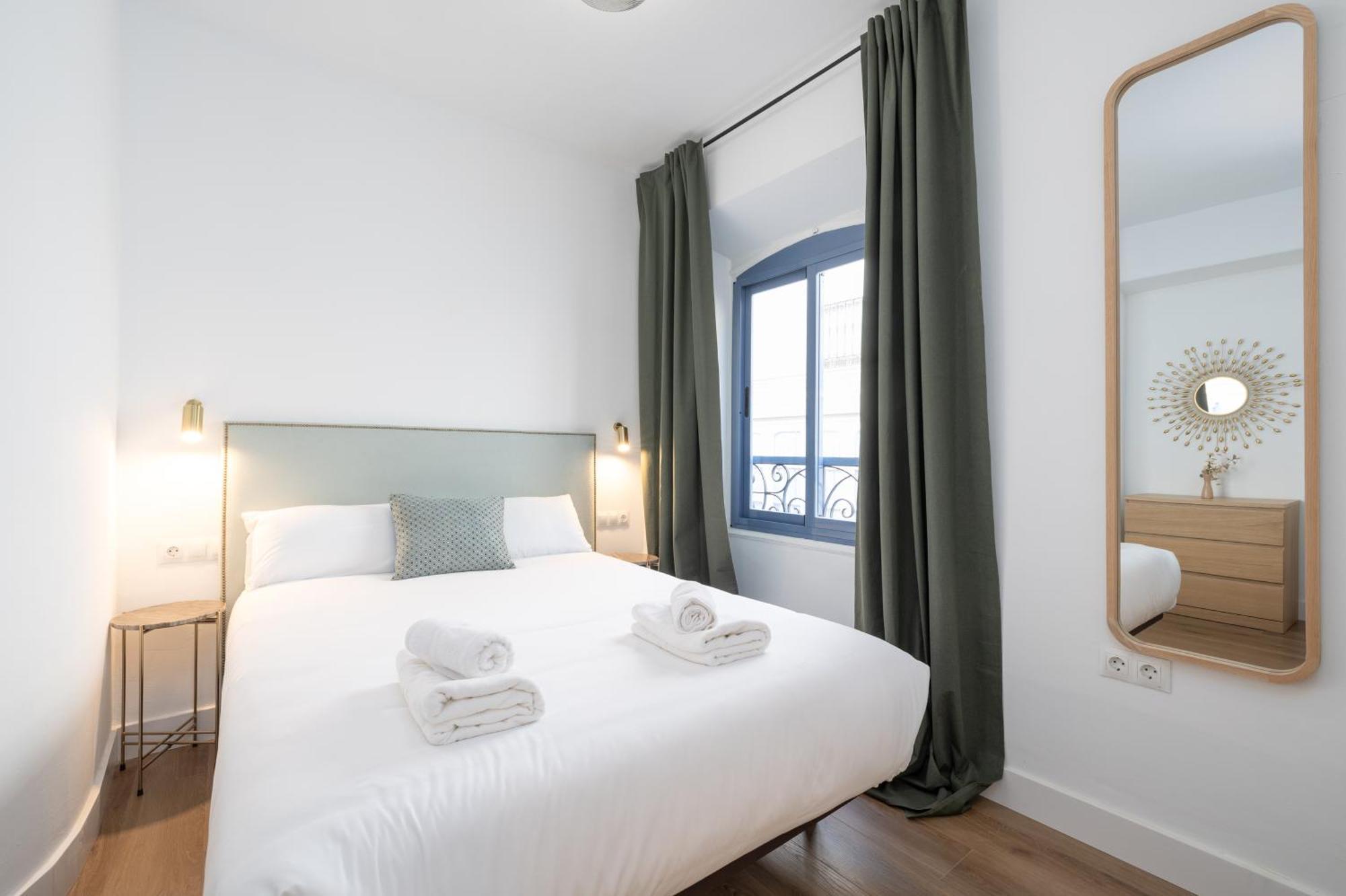 Spacious Bright Palace -1Bedroom-Terrace-Center Málaga Exterior foto