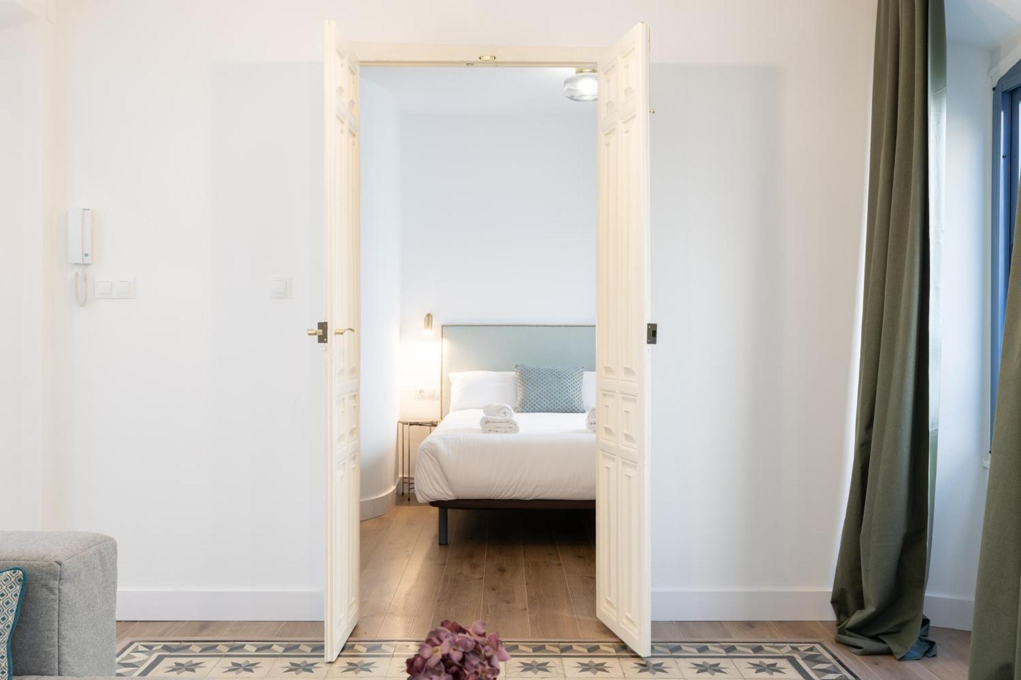 Spacious Bright Palace -1Bedroom-Terrace-Center Málaga Exterior foto
